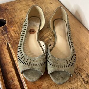 Nicole Olive Green Flats Cutout Designs Peep Toe Women's 8W good preworn conditi